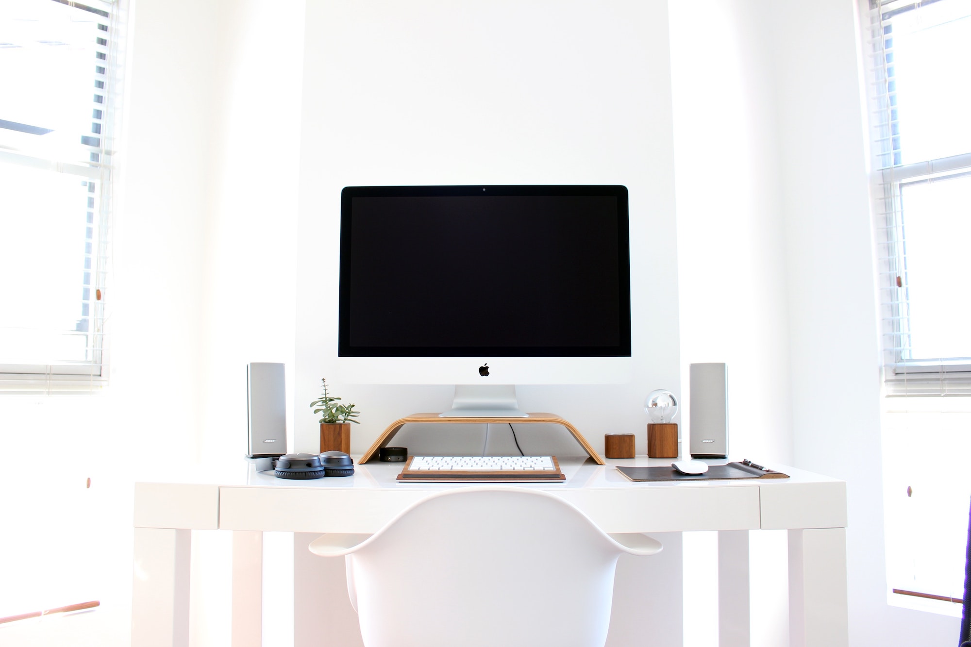 how to improve your home office setup for less than 1000 dollars